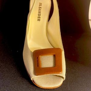 Jil Sander Made in Italy 37 1/2 women linen and wood accent heels. Nearly new.